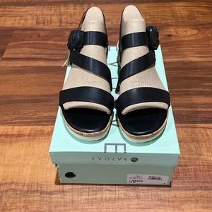 Easy Spirit Evolve Kassie Wedge Sandal - Black - 10M